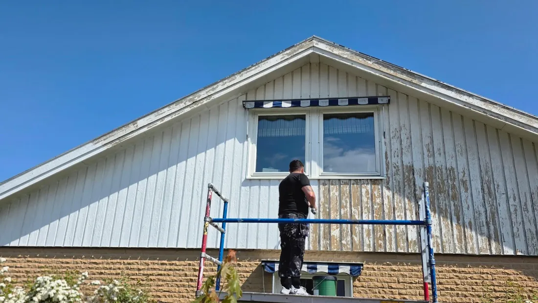 Hantverkare från VIP Måleri under renovering