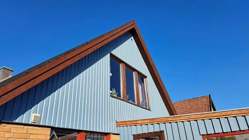 Snickeri och renovering med ny panel i Skåne